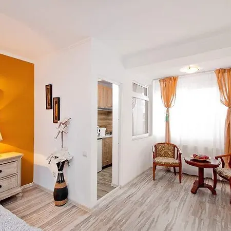 Lyla Apartment Galati  Exterior photo